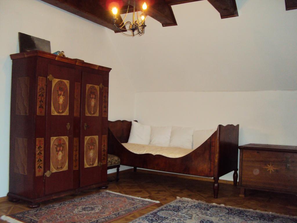 Castle Kastiel Kotesova Apartment Стая снимка